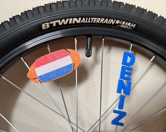 Op maat gemaakte 3D-geprinte spaakclips voor de fiets: personaliseer je fiets met leuke en levendige ontwerpen | BikeTailor
