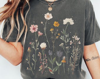 Comfort Colors Vintage Pressed Flowers T-Shirt, Boho Botanical Floral Tee