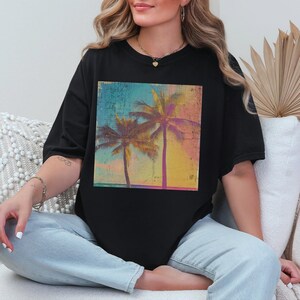 T-shirt rétro Comfort Colors® à motif palmiers, idéal pour les vacances à la plage tropicale. image 11
