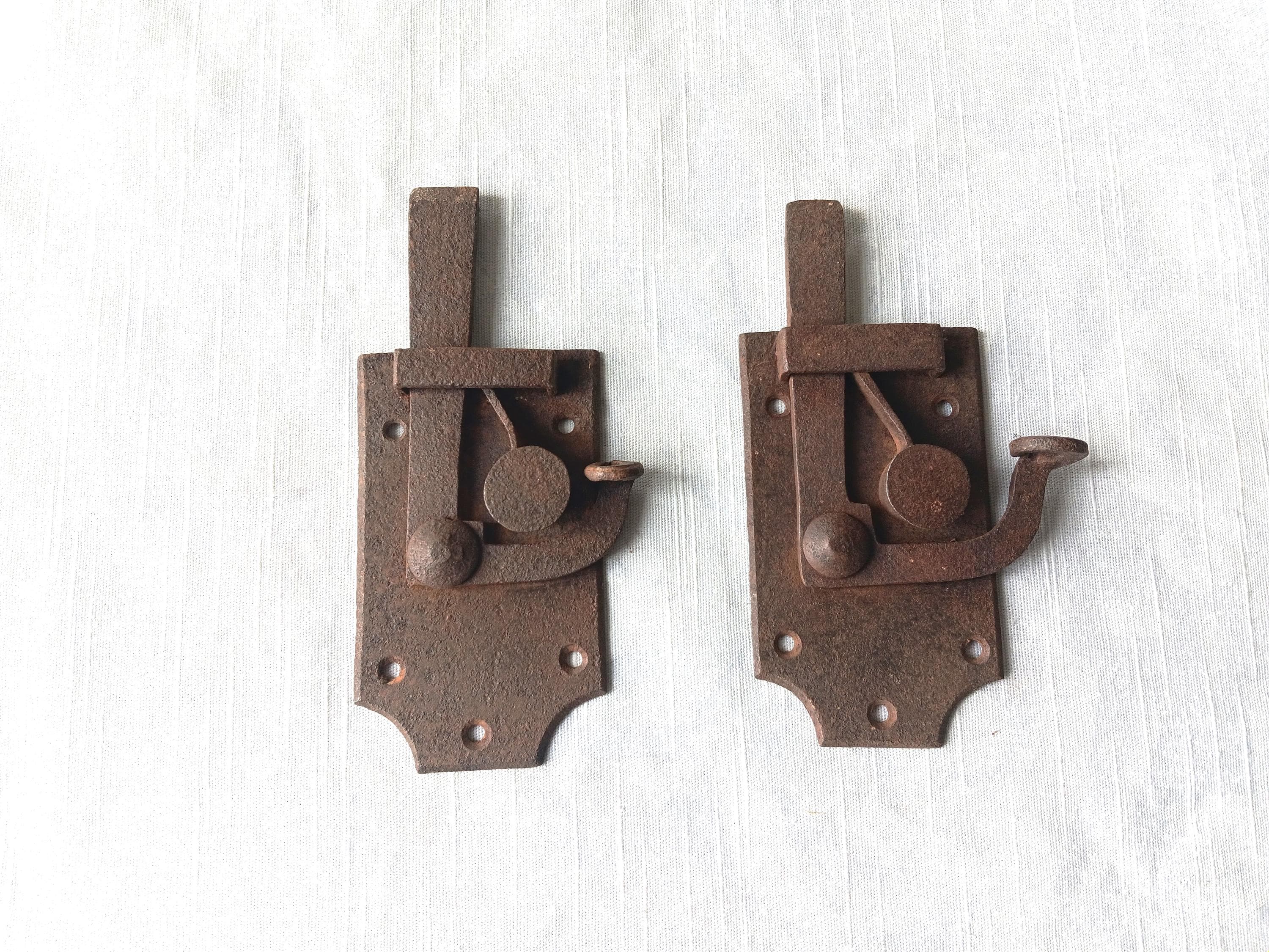 Lanterne d'Atterrissage Antique en Fer Forgé en vente sur