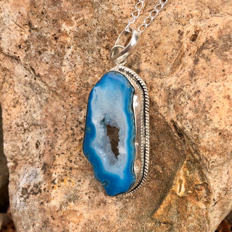 24 Inch Necklace Geode Druzy Necklace Natural Gemstone Necklace Blue Geode Druzy Pendant Agate Geode Necklace Long Necklace