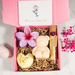 Pregnancy Spa Pamper Gift Box Mum to Be Gift Set Maternity New Mum Hamper Baby Shower Care Package Letterbox Treats for Her Mummy to Be