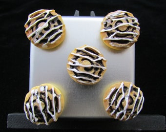 Cinnamon Bun Fridge Magnets, Set of 5