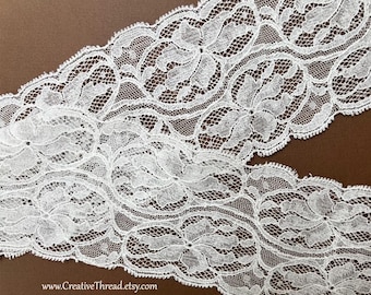 Vintage English Nottingham Cotton Lace Bis - with Raised Floral Pattern - N-328 - 3 1/4" Wide - Winter White