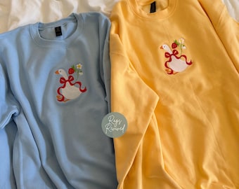 Sudadera con bordado de fresa y ganso, top de primavera, cuello redondo, floral