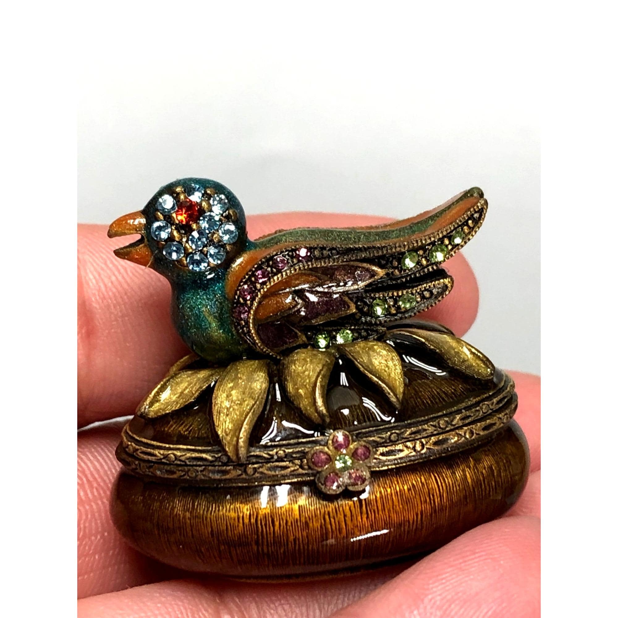 Jay Strongwater トリンケットボックス スワロフスキークリスタル Trinket Box Jay Strongwater Bird Birds Hinged Lid Swarovski