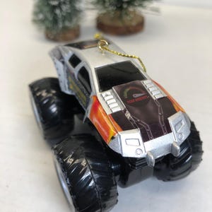 Max-D Monster Truck Ornament Silver/Black Collectible Decoration bild 2