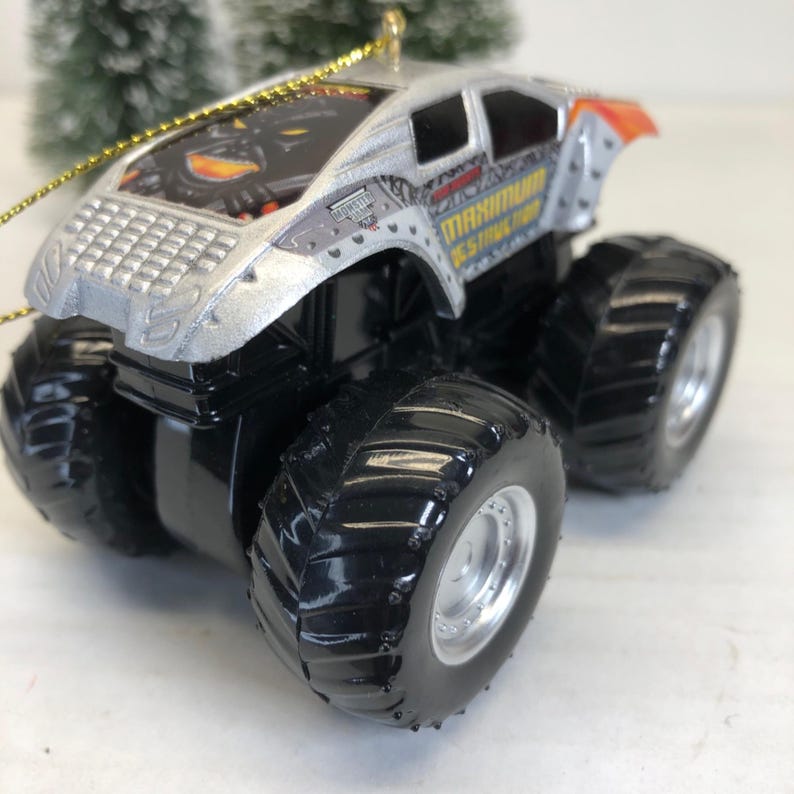 Max-D Monster Truck Ornament Silver/Black Collectible Decoration bild 11