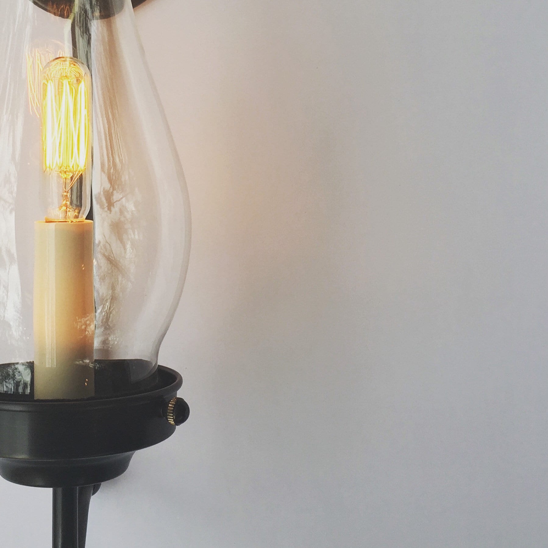 Brass Wall Sconce - Historic Style Lighting - Vintage Hurricane Shade Wall  Lamp - Colonial Farmhouse Light - Etsy, image size:1798x1798