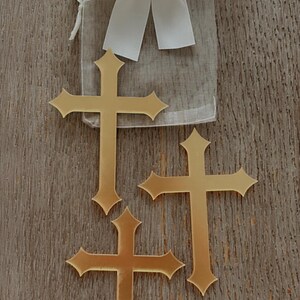Gold Acrylic Cross Cake Topper. Religious Celebration. Gold Cake topper. Gold Cross. Baptism. First Conmunion. Confirmation. Acrylic Cross