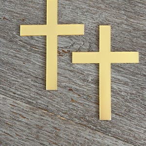 Gold Acrylic Cross Cake Topper. Religious Celebration. Gold Cake topper. Gold Cross. Baptism. First Conmunion. Confirmation. Acrylic Cross