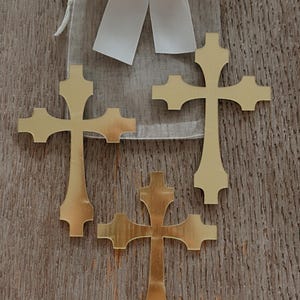 Gold Acrylic Cross Cake Topper. Religious Celebration. Gold Cake topper. Gold Cross. Baptism. First Conmunion. Confirmation. Acrylic Cross