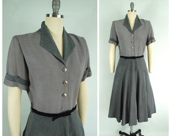 1940s 1950s Pinstriped Day Dress / 30 Waist / Late 1940s Early 1950s Button Down Dress