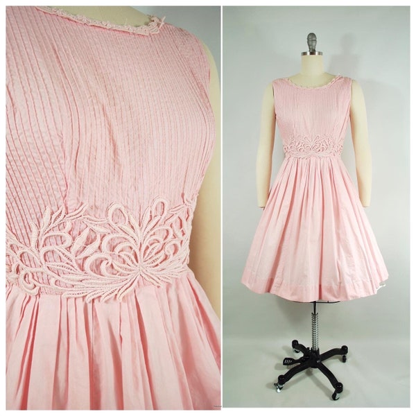 26 waist / 1950s Pink Cotton Sundress Full Skirt Nipped Waist Pintucking Pink Lace Late 1950s Early 1960s Spring Summer