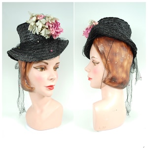 1930s 1940s Black Straw Topper Hat / Ladies Floral Spring Summer Top Hat Pink White Flowers