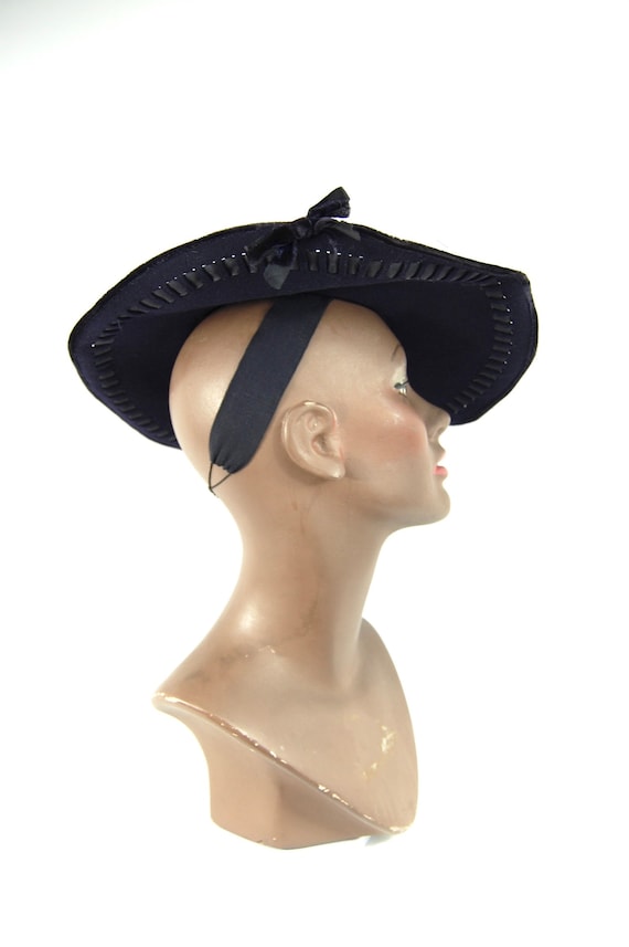 1930s 40s Navy Felt Wide Brimmed Hat / Tilt Platt… - image 4