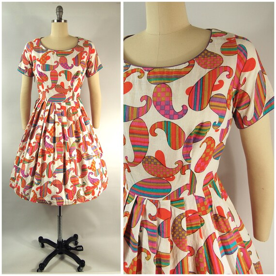 Early 60s Paisley Cotton Dress / 36 Bust / Colorfu