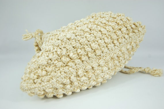 1950s Knit Purse and Hat Set Ivory and gold - Mat… - image 9