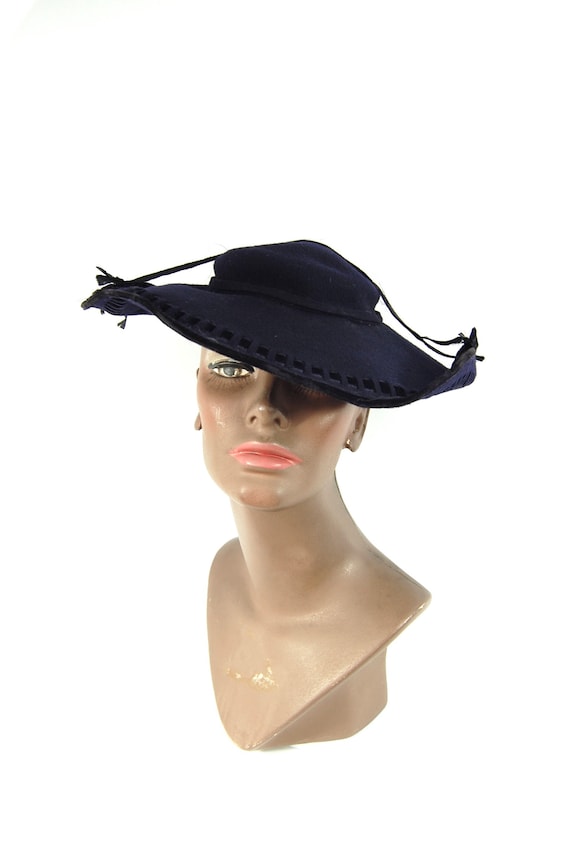 1930s 40s Navy Felt Wide Brimmed Hat / Tilt Platt… - image 5