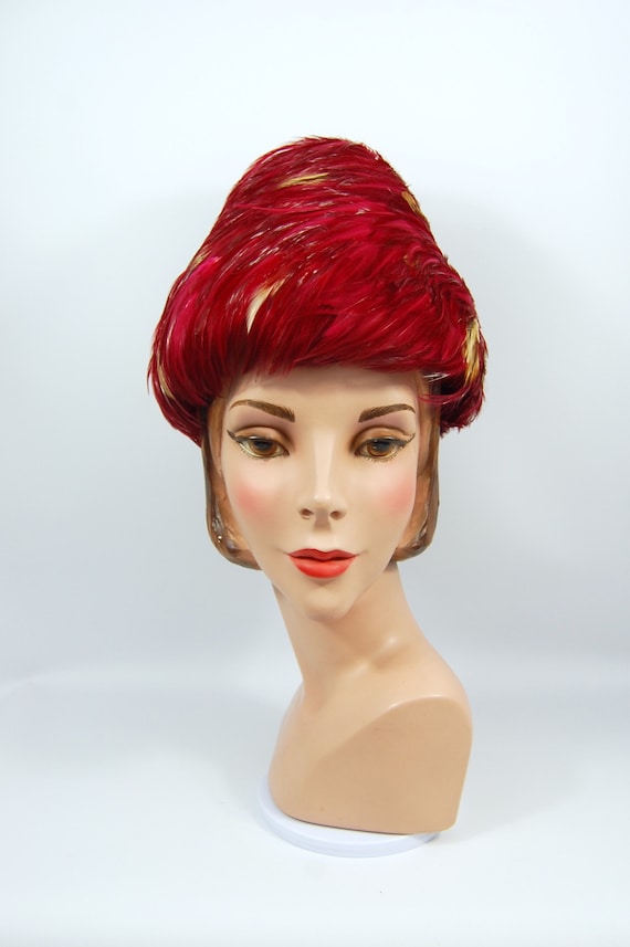 1960s Feathered Beehive Hat - Cranberry Red Feath… - image 2