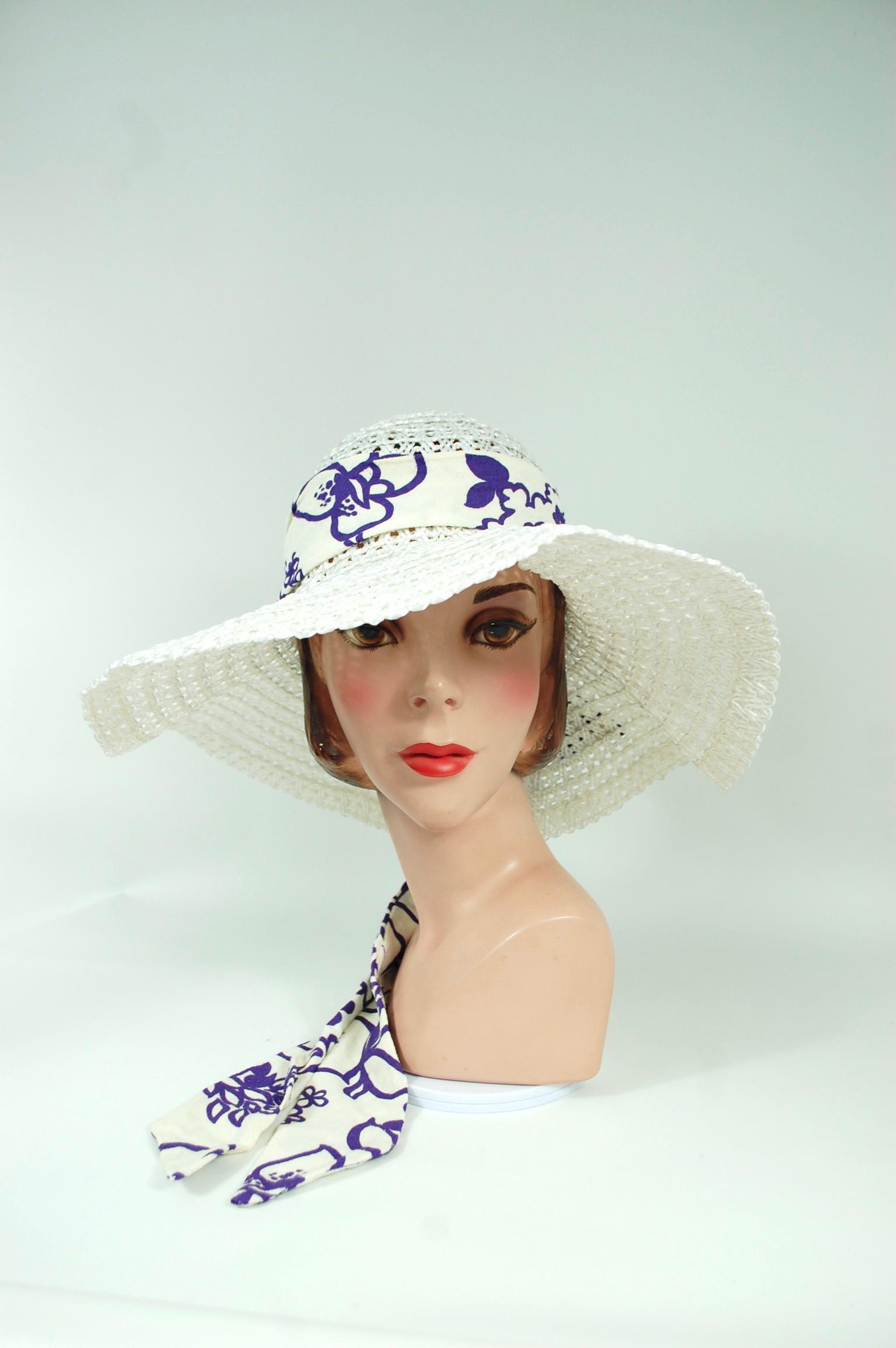 Vtg 70s Floppy Straw Bucket Hat Beach Boho Flowers Hat Grannycore Festival Vintage chenille and hippy/boho cotton bucket hat. Perfect  main image 3