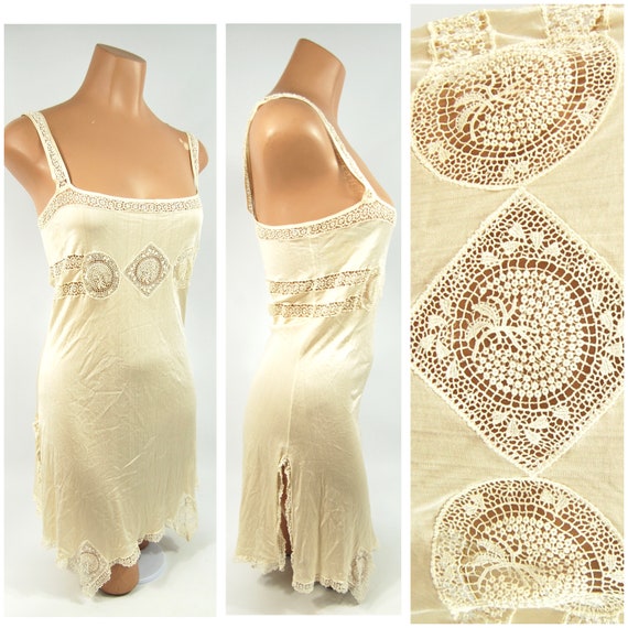 1920s Ivory Silk Slip / 32 - 34 Bust / Tatted lace