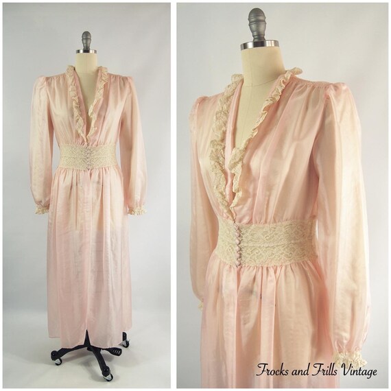 1940s Light Pink Dressing Gown / 28 - 31 Waist Med