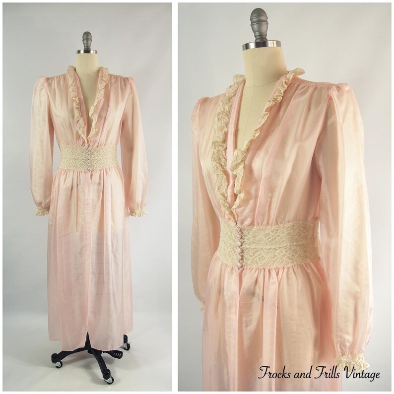 pink lace dressing gown
