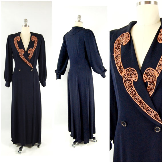 Early 40s Blue Rayon Dressing Gown / 28 waist / So