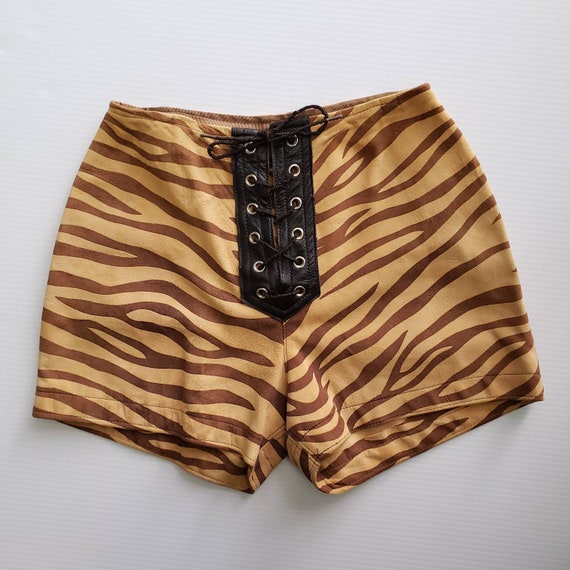 Early 1970s Suede Tiger Hot Pants / 24 - 25 waist