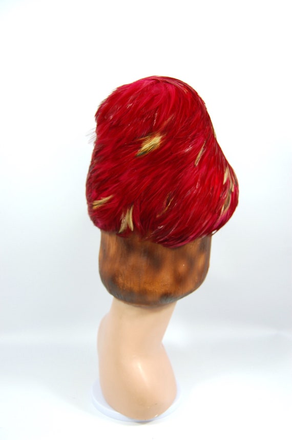 1960s Feathered Beehive Hat - Cranberry Red Feath… - image 5