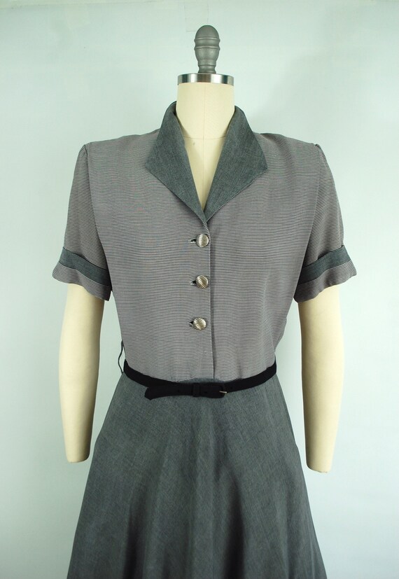 1940s 1950s Pinstriped Day Dress / 30 Waist / Lat… - image 8