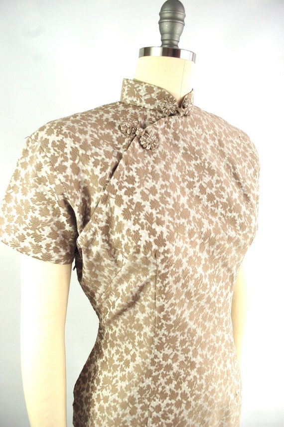 31 waist 1950s Cheongsam Dress / 40 Bust / Early … - image 5