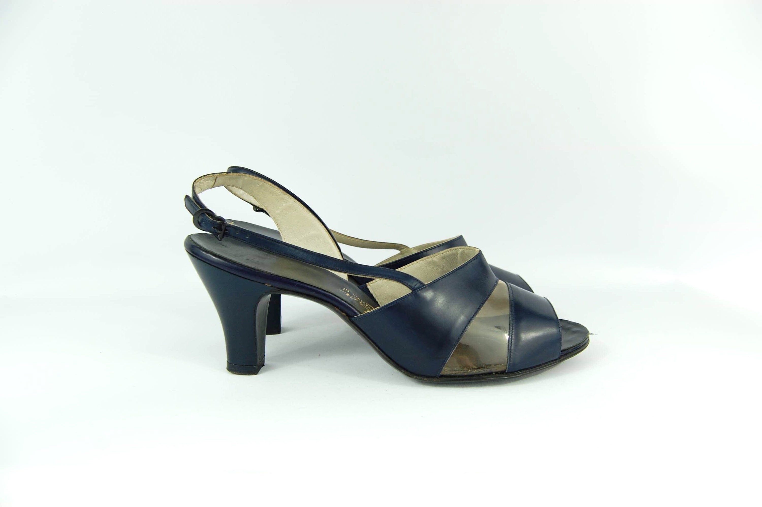 navy blue heels size 8