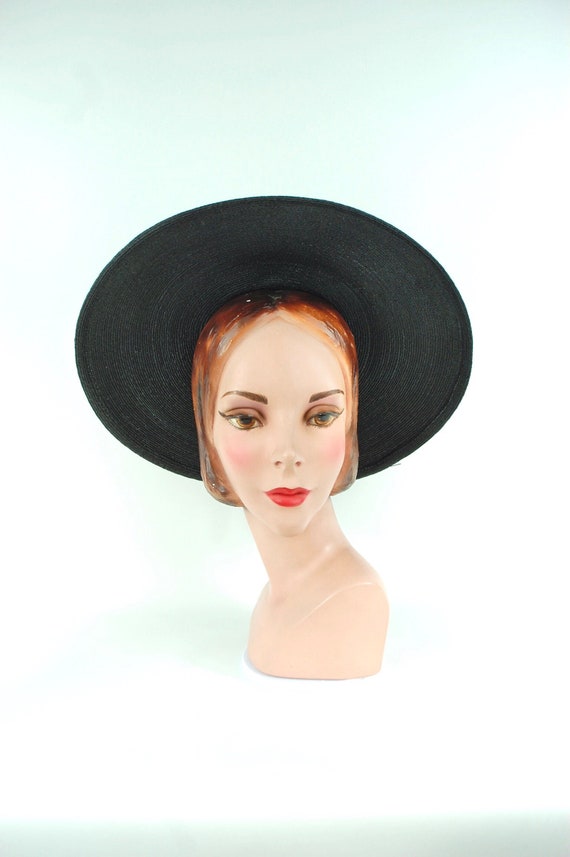 1940s 1950s Wide Brimmed Black Straw Picture Hat /