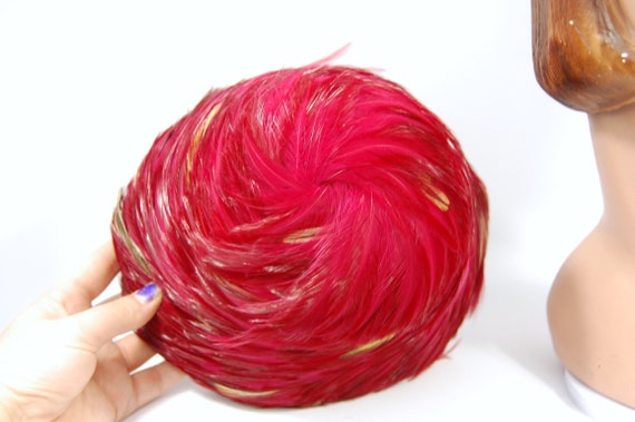 1960s Feathered Beehive Hat - Cranberry Red Feath… - image 10