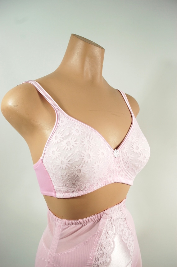 Warners 36B Pink Daisy Bra / Retro Style 1960s sty