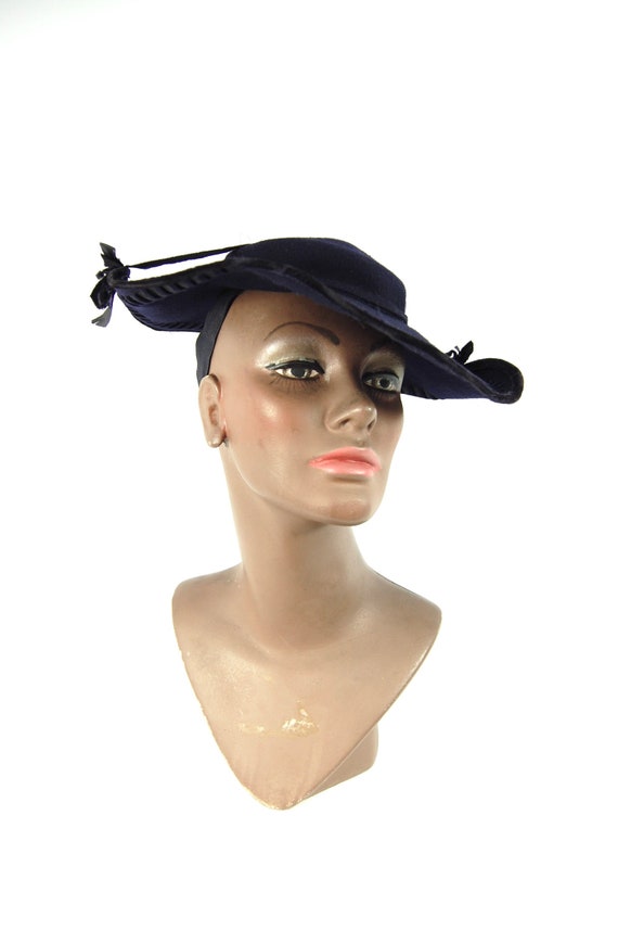 1930s 40s Navy Felt Wide Brimmed Hat / Tilt Platt… - image 7