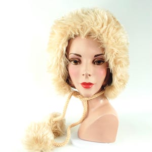 1970s Faux Fur Sheepskin Pom Pom Winter Hat / Deadstock NWT / Tan Beige White Sunglow Blonde