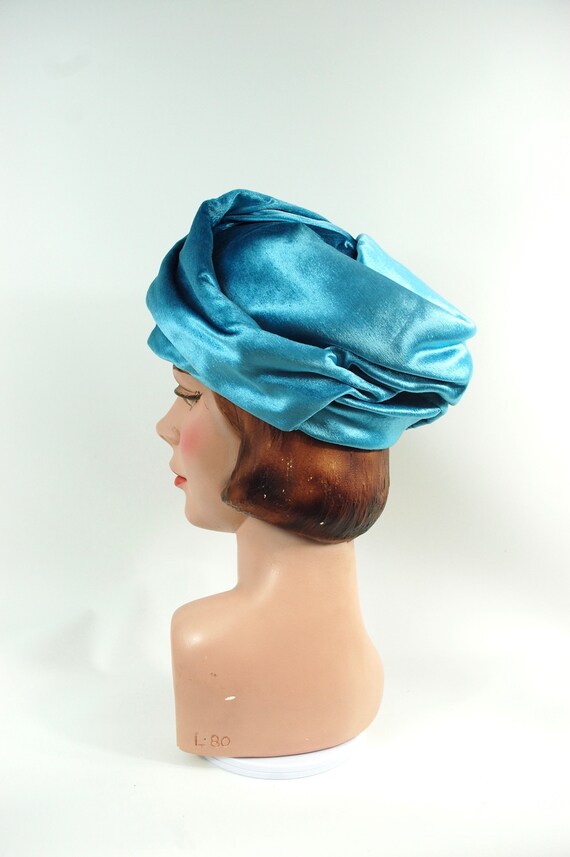 1960s Turquoise Velvet Turban Hat / Turquoise Blu… - image 4