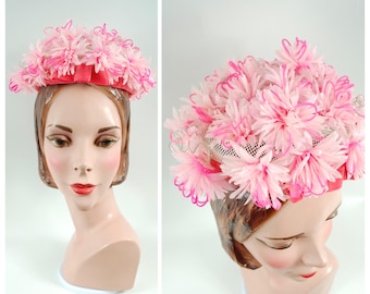 1960s Pink Floral Pillbox / 60s Hat With Green Leaves and  display picture 1