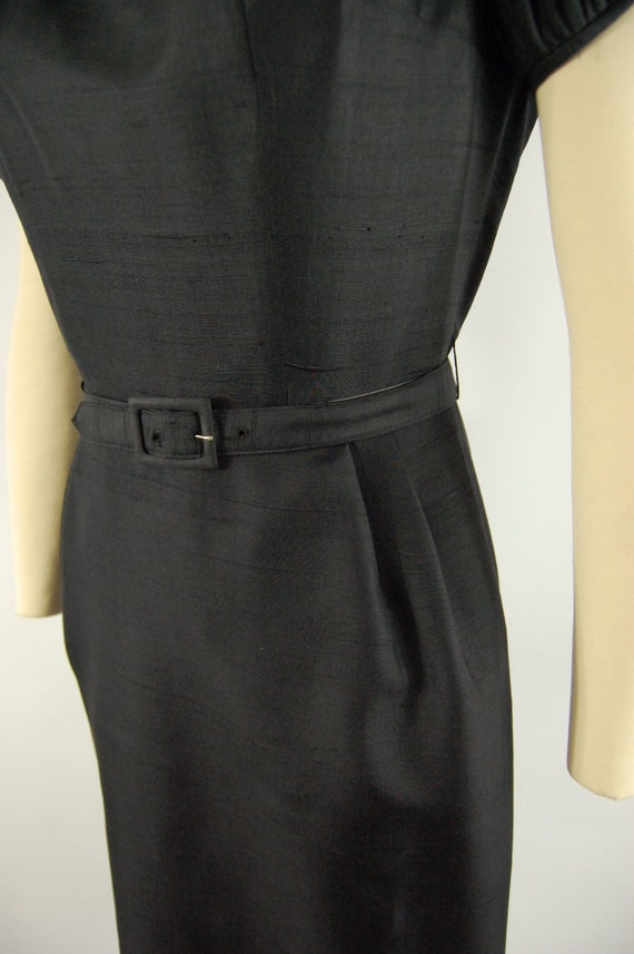 1950s Black Silk Wiggle Dress / 27 - 28 Waist / U… - image 7