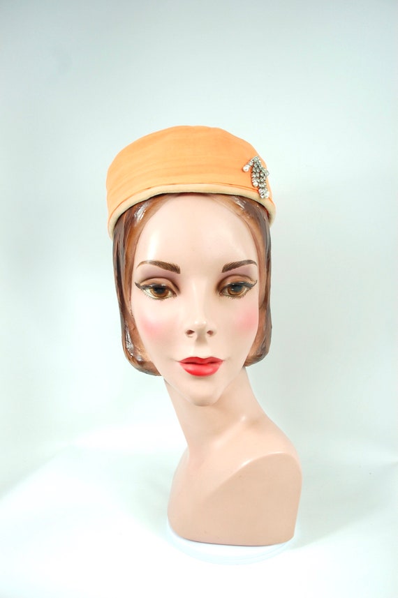 Marvelous 1960s Peach Orange Pillbox Hat / Small … - image 5