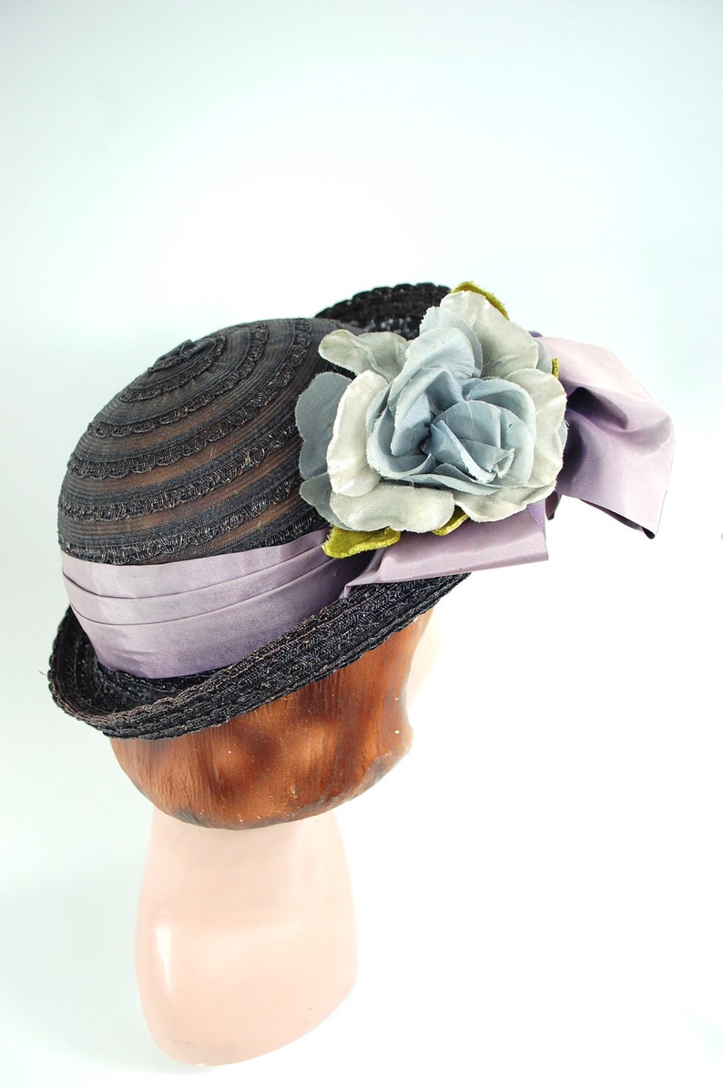 Late 1940s Straw Floral Hat / Face Framing Wide Brimmed 40s Straw Bonnet Summer Blue Indigo Purple Lavender Flowers image 4