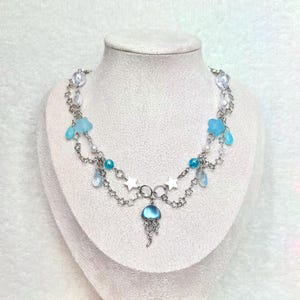 Handmade Ocean Fantasy Necklace – Blue Jellyfish & Star Charm Jewelry, Mermaidcore Aesthetic, Kawaii Celestial Gift Y2K Frutiger Aero