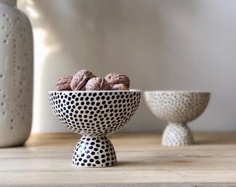 Handmade Black Speckled Footed Bowl -  Decorative Serving Bowl - Ceramic Serving Dishes - ModernTable Decoration - Centerpiece Bowl Serving