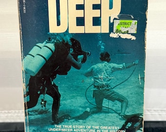 Inside The Deep - by Peter Guber - numerous photo illustrations 1977 - behind the scenes