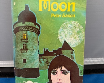 Vampire’s Moon by Peter Saxon 1970