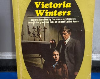 Dark Shadows: Victoria Winters by Marilyn Ross paperback Gothic based on TV series 5th printing 1968