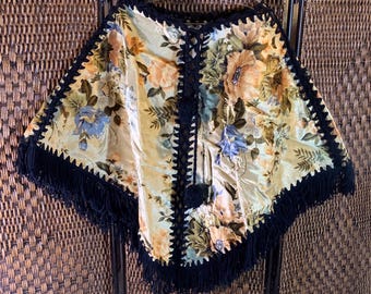 Vintage Velvet Floral Print Poncho Cape OS